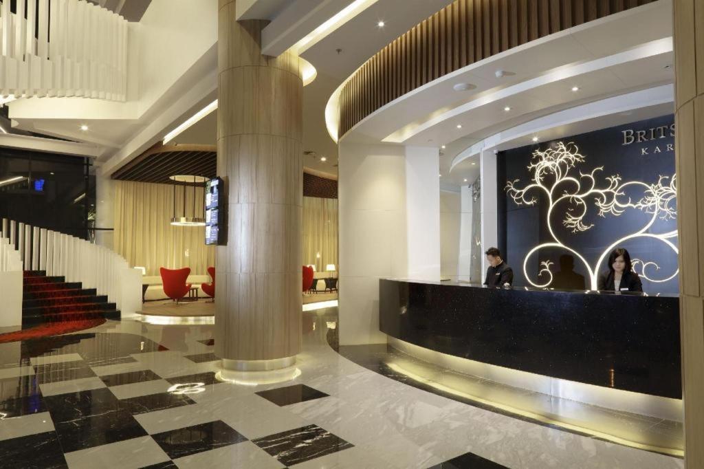 Brits Hotel Karawang Ngoại thất bức ảnh