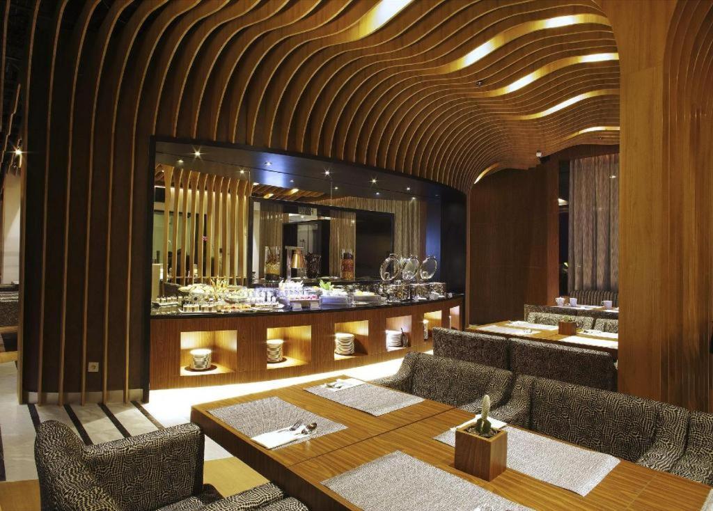 Brits Hotel Karawang Ngoại thất bức ảnh